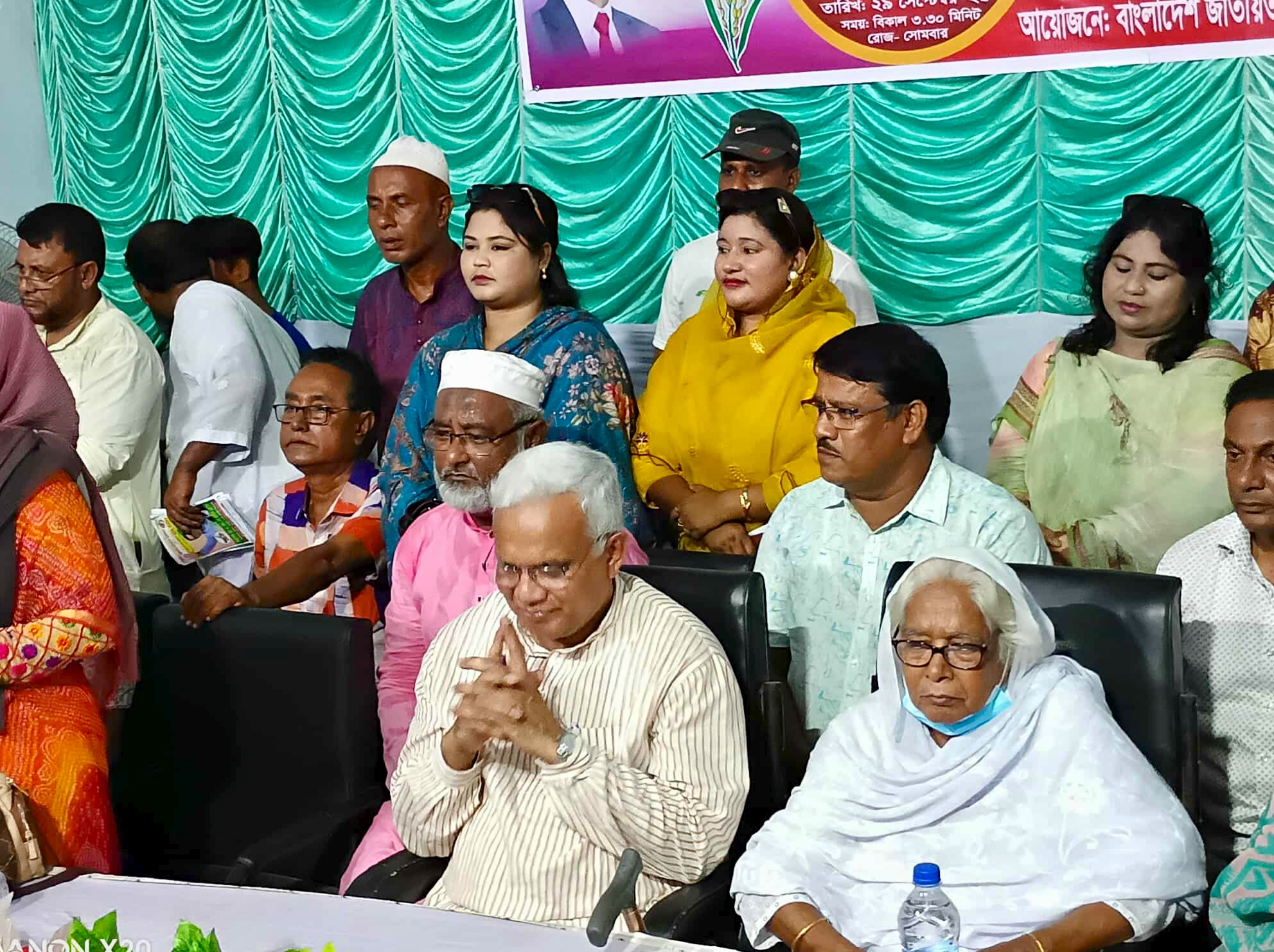 বিরামপুরে জাতীয়তাবাদী মহিলা দলের কর্মী সভা অনুষ্ঠিত