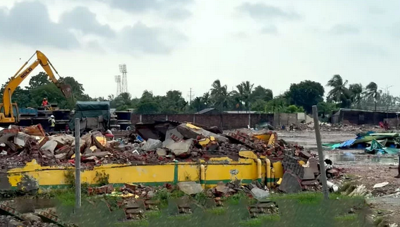 চট্টগ্রামে লোহার ডিপোতে বিস্ফোরণে ৮ শ্রমিক দগ্ধ, পুড়ে গেছে শ্বাসনালী