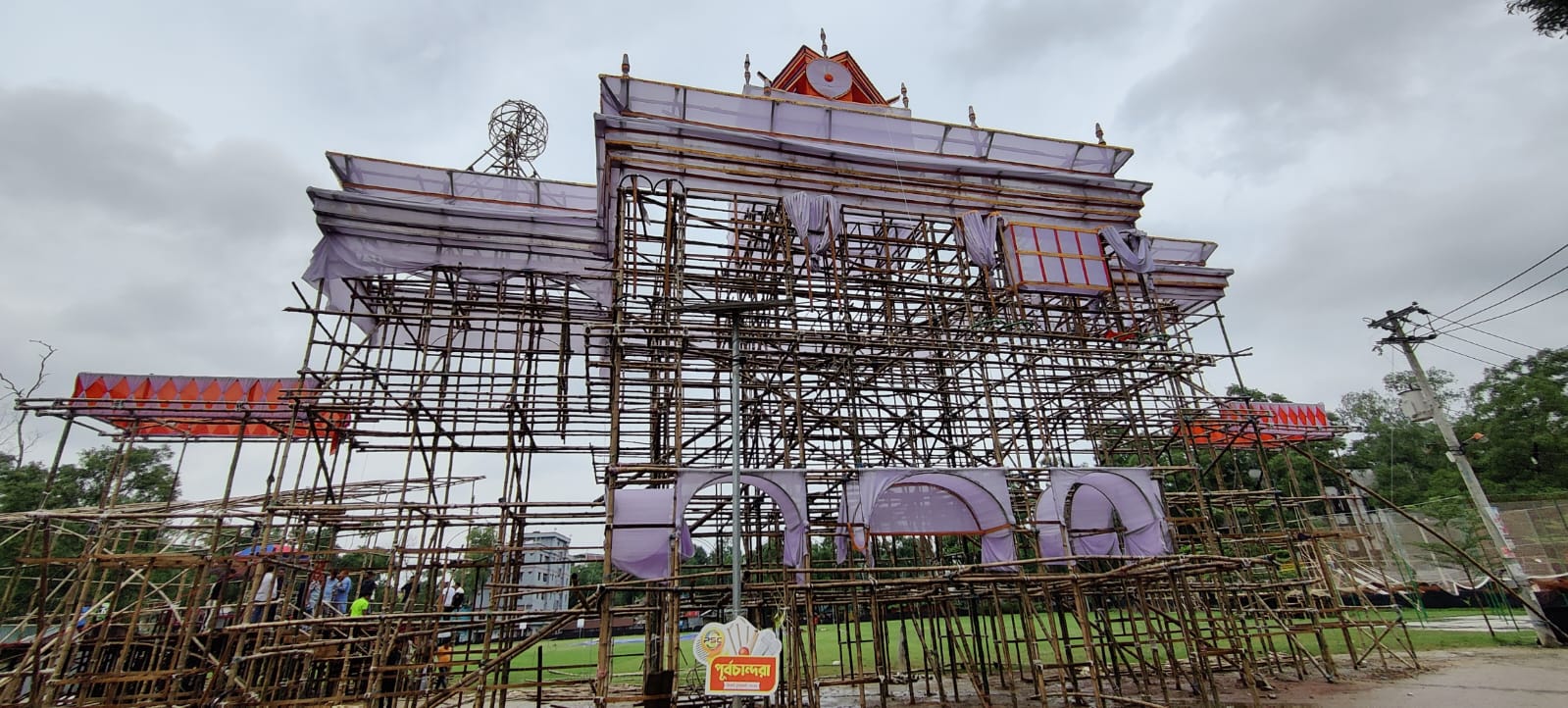 কালিয়াকৈরে টেপ বল ক্রিকেট টুর্নামেন্টের মাঠ প্রস্তুতি পরিদর্শন