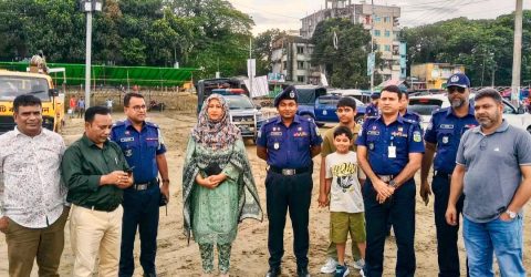 ময়মনসিংহের কাচারীঘাটে প্রতিমা বিসর্জনের ঘাট পরিদর্শনে পুলিশ সুপার