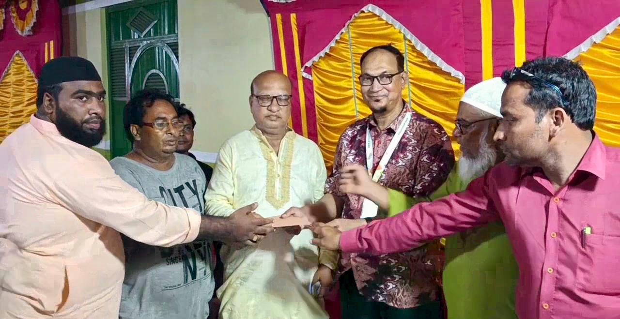 জয়পুরহাটে এনসিপি’র দুর্গাপূজা মণ্ডপ পরিদর্শন