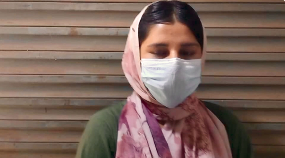 শ্রীপুরে নারীকে মারধরসহ স্বর্ণালঙ্কার ছিনিয়ে নেয়ার অভিযোগ