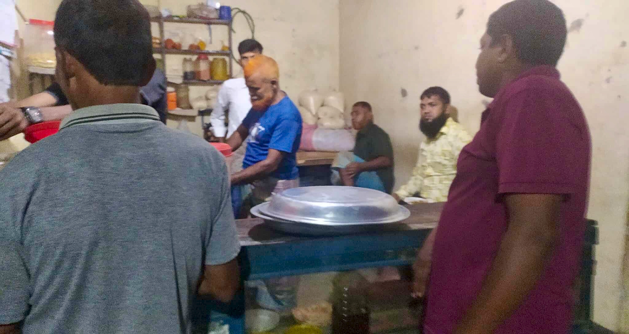 শাজাহানপুরে বাবলু সাকিদারের বারভাজি মন কেড়েছে সবার