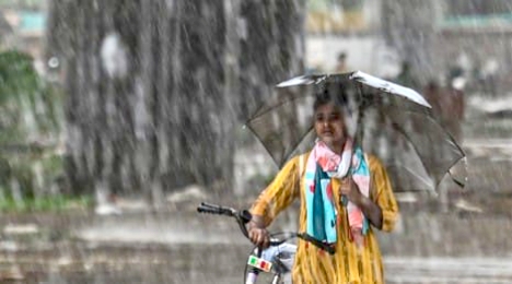 দুপুরের মধ্যেই ৭ অঞ্চলে বজ্রবৃষ্টির আভাস- আবহাওয়া অধিদপ্তর