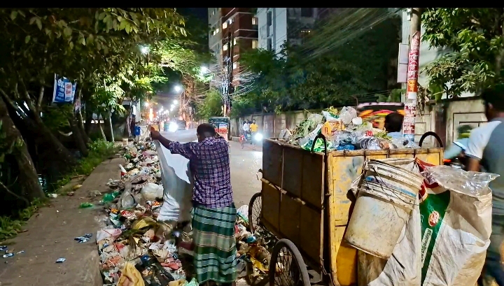 ময়লা পরিস্কারে উদাসীন বসিক জনভোগান্তি চরমে