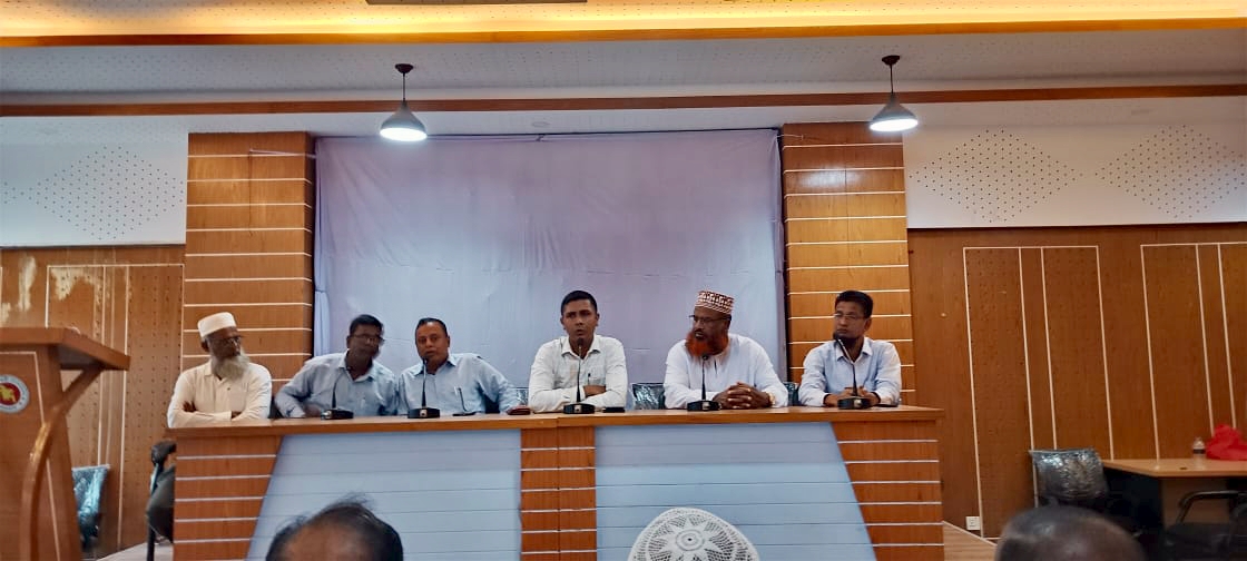 কলাপাড়ায় প্রতিষ্ঠান প্রধানদের সাথে ইউএনও’র মতবিনিময় সভা 