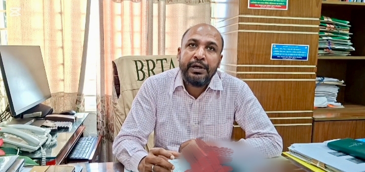 সড়ক দূর্ঘটনা প্রতিরোধে আমরা কাজ করছি-পরিচালক বিআরটিএ