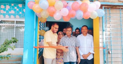 পাবনায় ২’টি উচ্চ বিদ্যালয়ে দুদকের সততা স্টোর উদ্বোধন