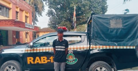 অবশেষে ধরা পড়ল ঠাকুরগাঁওয়ের নাবালিকা অপহরণের মূল হোতা