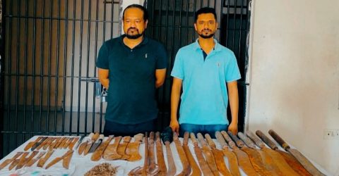 গাজীপুরে যৌথ বাহিনীর অভিযানে অস্ত্র-গাঁজাসহ দুই যুবক আটক