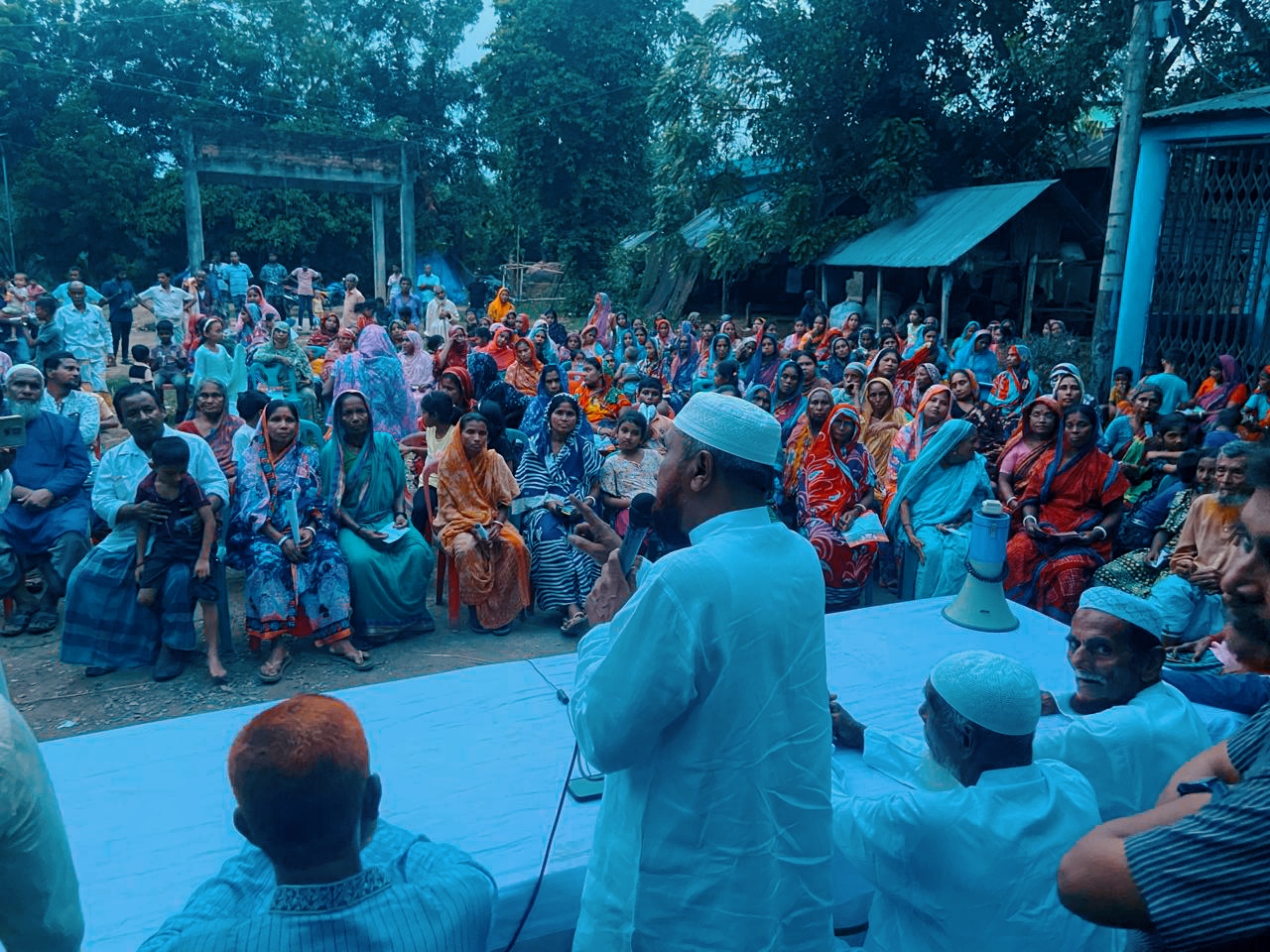 ৩১ দফা বাস্তবায়নে শ্রীপুরে বিএনপির গ্রাম বৈঠক অনুষ্ঠিত