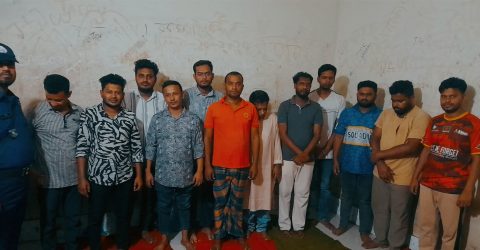 কুমিল্লায় সরকারবিরোধী ঝটিকা মিছিল, ছাত্রলীগ-যুবলীগের ১২ নেতা-কর্মী আটক