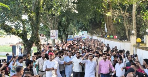 দলীয় মনোনয়ন না পেলেও ধানের শীষের পক্ষেই মাঠে মাহবুবুর রহমান