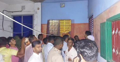 স্ত্রীর কাছে চিঠি লিখে স্বামীর আত্মহত্যা  