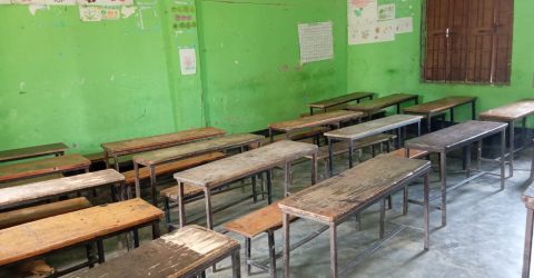 শিক্ষকদের উপর ন্যাকারজনক হামলার প্রতিবাদে নওগাঁর শিক্ষকদের কর্মবিরতি