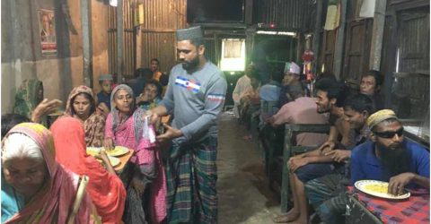 কুড়িগ্রামের উলিপুরে অসহায়দের ভরসা ‘পাগলা হোটেল’