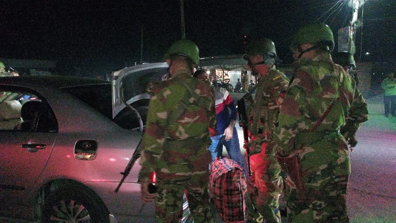 সেনাবাহিনীর অভিযানে ১১ যানবাহন আটক: ২৬ মামলায় জরিমানা ৯৫ হাজার