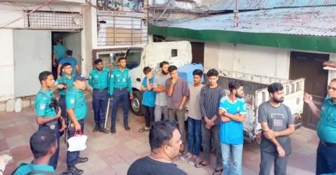 সাবেক শিক্ষামন্ত্রী নওফেলের বাসায় পুলিশ অভিযান, আটক- ৭