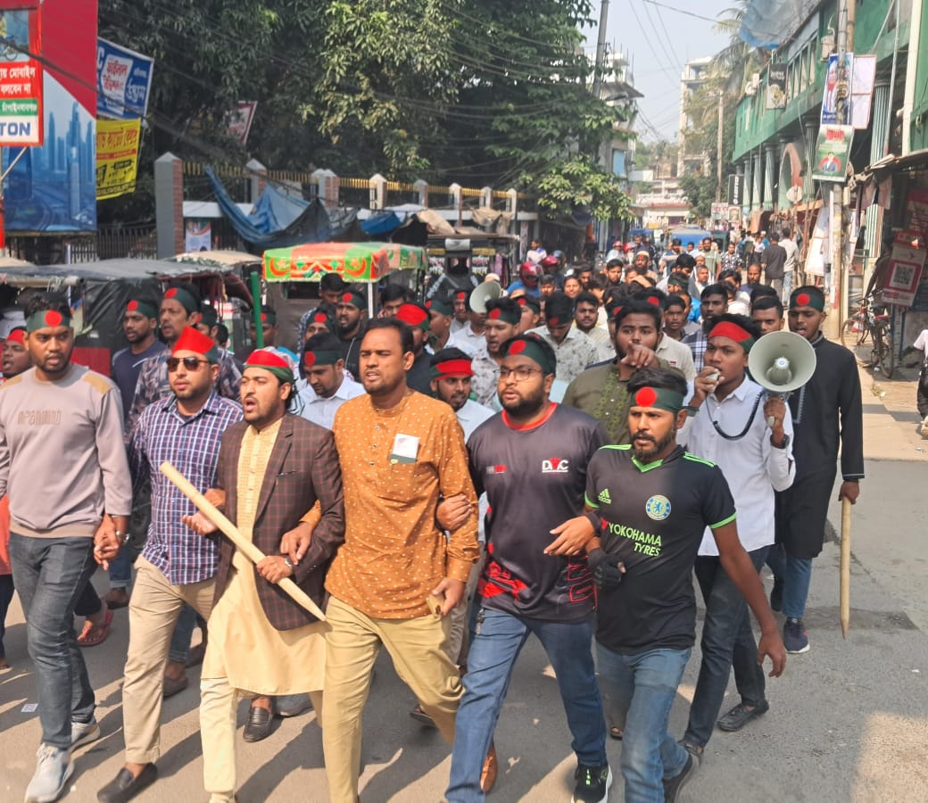 চাঁপাইনবাবগঞ্জে আওয়ামী লীগের নাশকতা রুখতে মাঠে ছাত্রশিবির