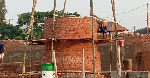 ধামরাইয়ে অবৈধ ইটভাটায় অভিযান: চিমনি–কিলন ভাঙার পরও ফের গোপনে নির্মাণ!