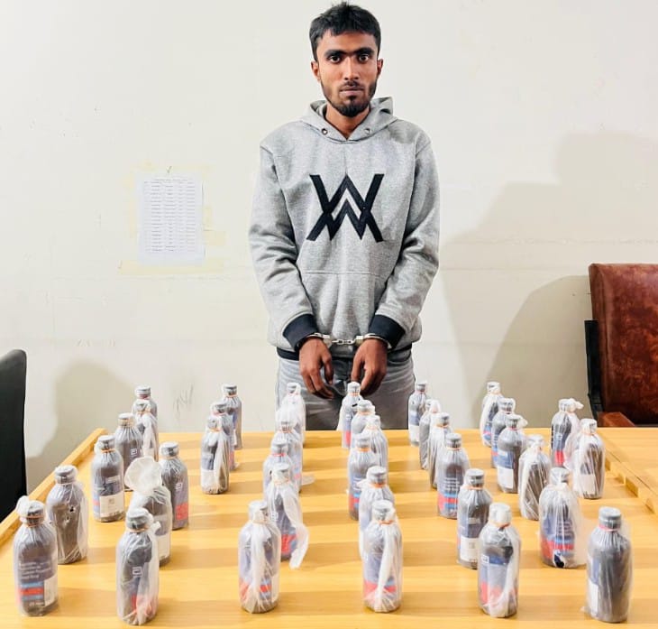 কুড়িগ্রামে ৩৮ বোতল ফেন্সিডিলসহ এক মাদক কারবারি গ্রেপ্তার