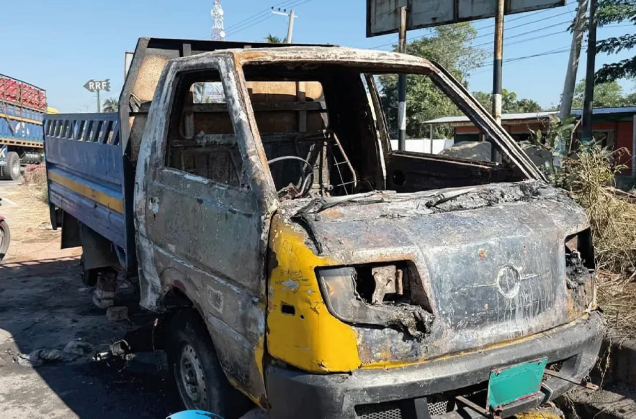 রায়কে কেন্দ্র করে কুমিল্লায় সংঘাতময় পরিস্থিতি, আগুনে পুড়ল জামায়াত কর্মীর গাড়ি