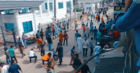 ভোলায় বিএনপি–বিজেপি সংঘর্ষে রণক্ষেত্র, সাংবাদিকসহ আহত ৪০