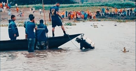 জামালপুরে মর্মান্তিক নৌকাডুবি, আরও এক শিশুর লাশ উদ্ধার