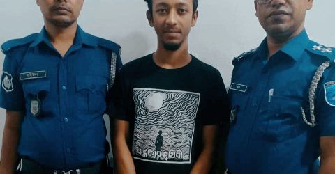 “সাভারে নিষিদ্ধ ছাত্রলীগ নেতা গ্রেপ্তার, ভয়ংকর নাশকতার পরিকল্পনা ফাঁস”