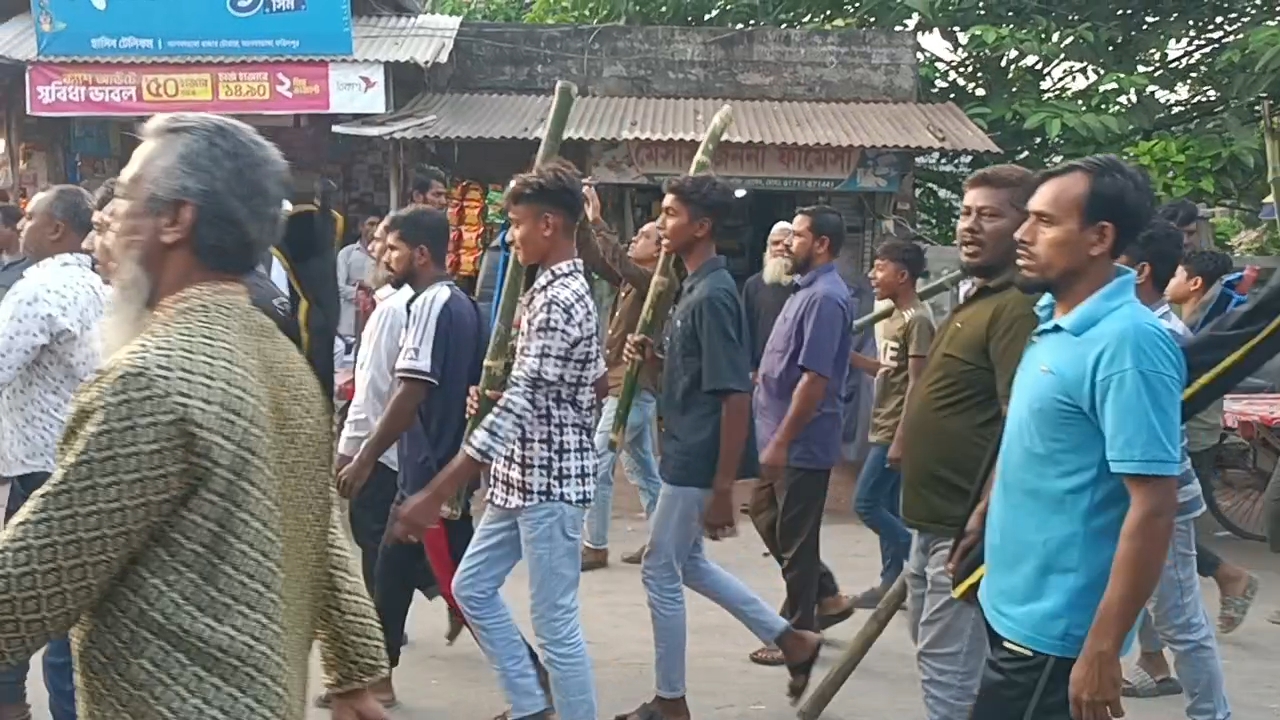 আ.লীগ পুনর্বাসন’ কমিটি গঠনে বিএনপিতে বিক্ষোভ, লাঠি মিছিল একাংশের