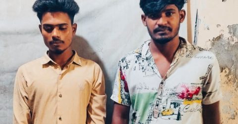 ধামরাইয়ের ওভারব্রিজের নিচ থেকে ৭০ পিস ইয়াবাসহ দুই যুবক আটক