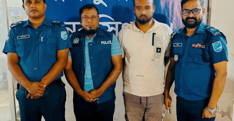 নরসিংদীতে ১ হাজার ইয়াবাসহ মাদক ব্যবসায়ী গ্রেপ্তার!