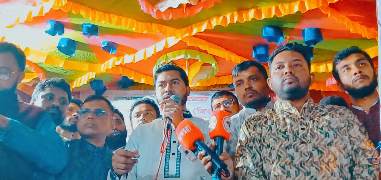 তরুণ প্রজন্ম জনগণের সাথে থাকতে চায়- নুরুল হক নুর