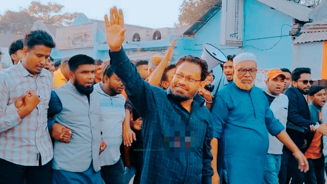 রায়গঞ্জে বিএনপি’র গণমিছিল, ধানের শীষ প্রতিকে ভোটের আহ্বান