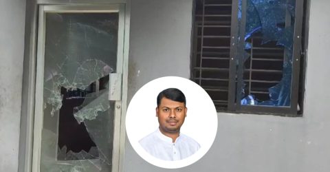 হোমনায় সাবেক উপজেলা ভাইস চেয়ারম্যানের বাড়িতে গুলি চালিয়ে আতঙ্ক সৃষ্টি