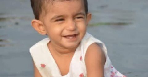 কুমিল্লায় এসিল্যান্ডের গাড়ির চাকায় চাপা পরে প্রাণ গেলো দুই বছরের শিশুর